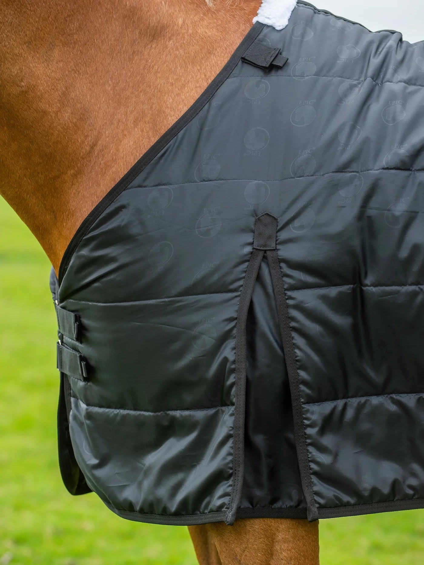 Epic Classic 50g Liner Rug - Broad Fit